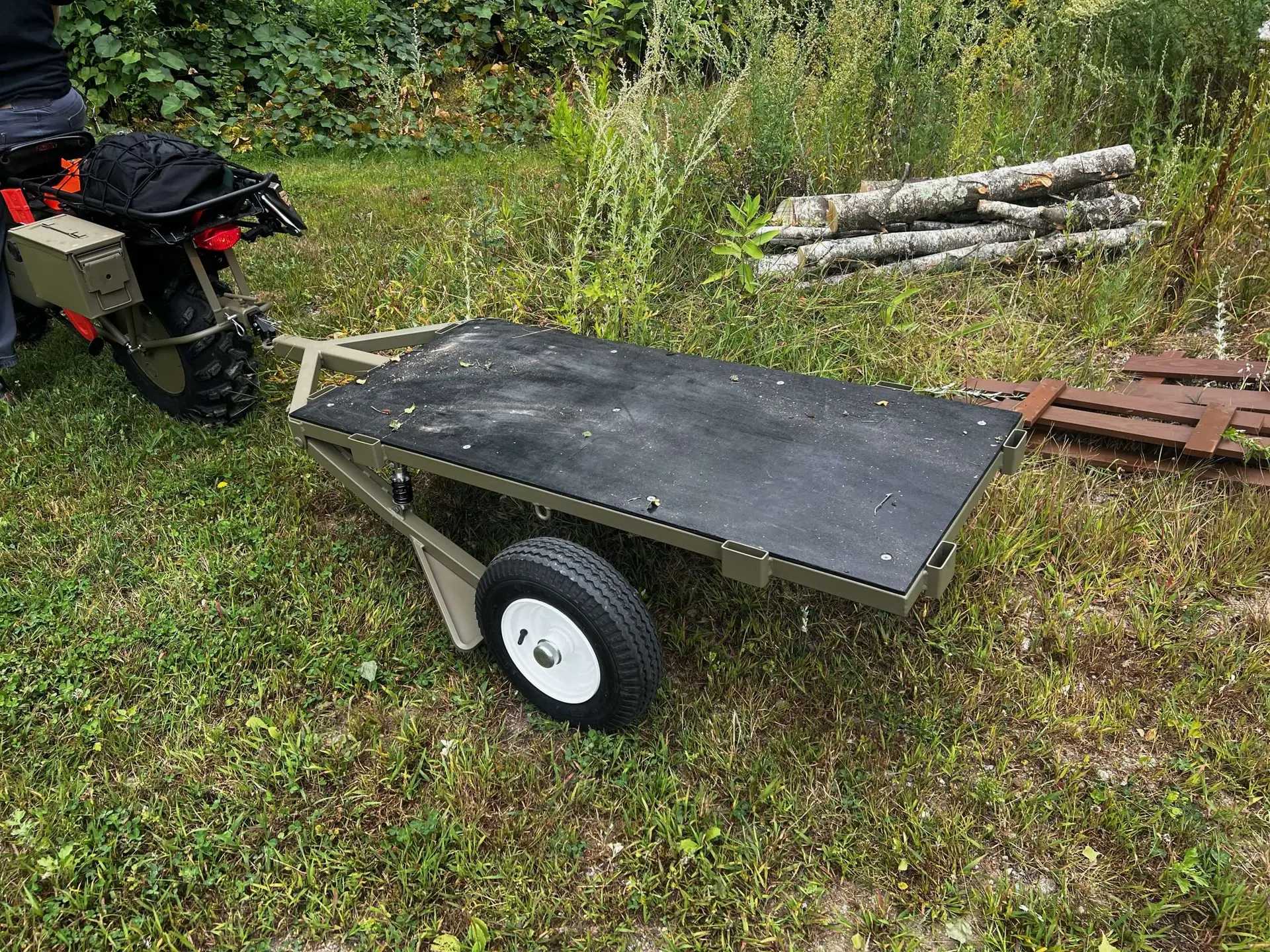 104052 - Flatbed